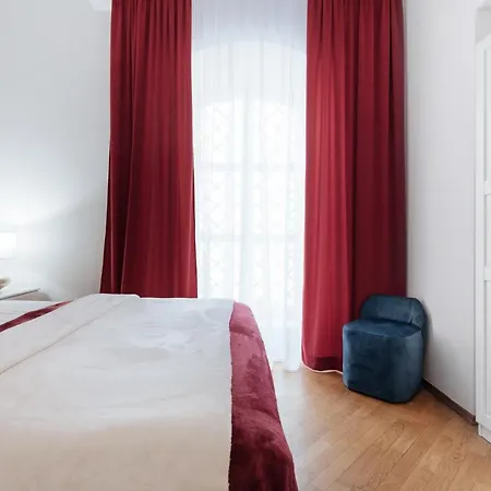 Tomasza 20 アパート